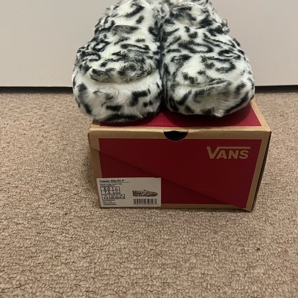 VANS-SANDY LIANG FUR PLATFORM SLIP ONS *NWT* - Picture 3 of 11